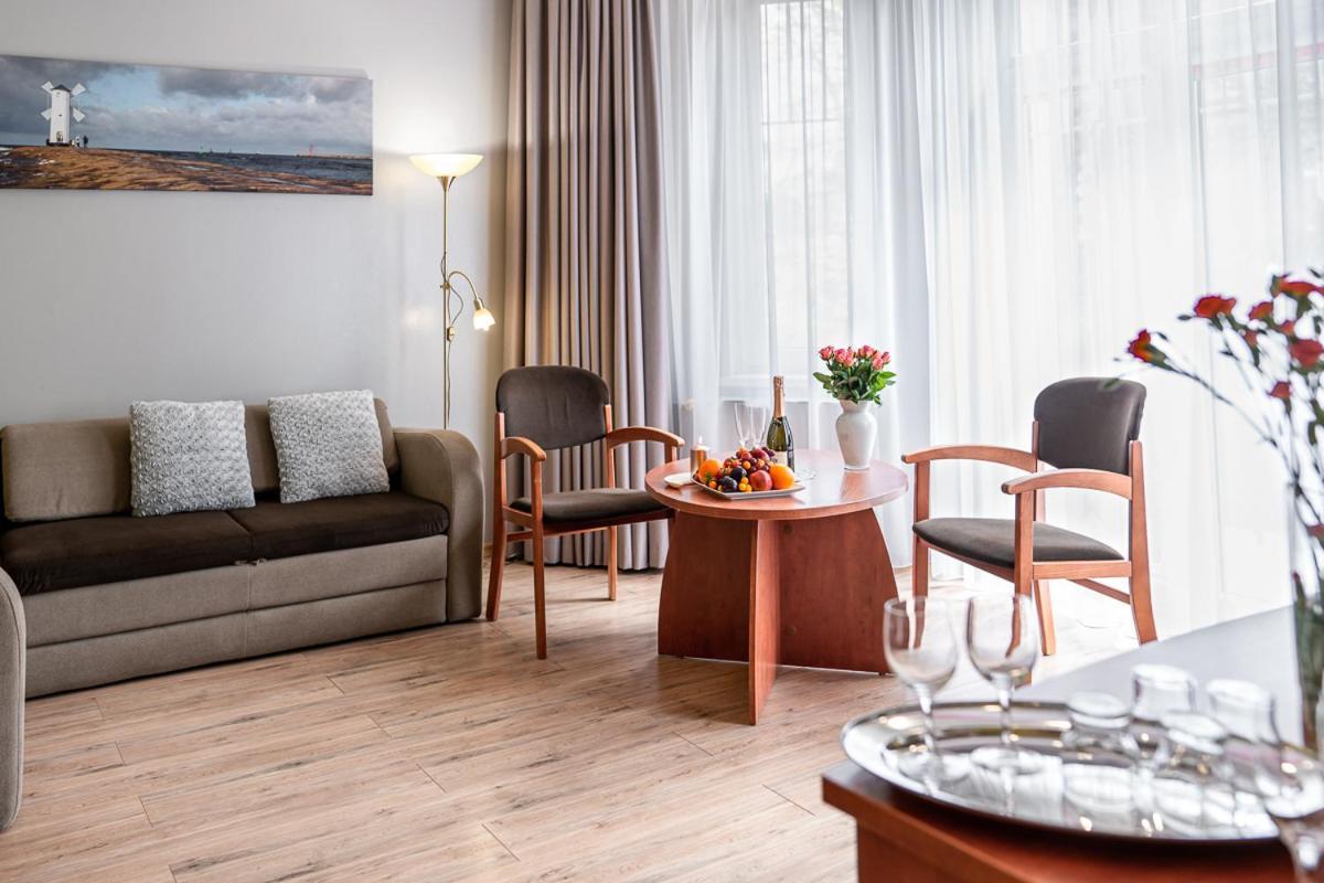 Hotel Cis Swinoujscie Exterior photo